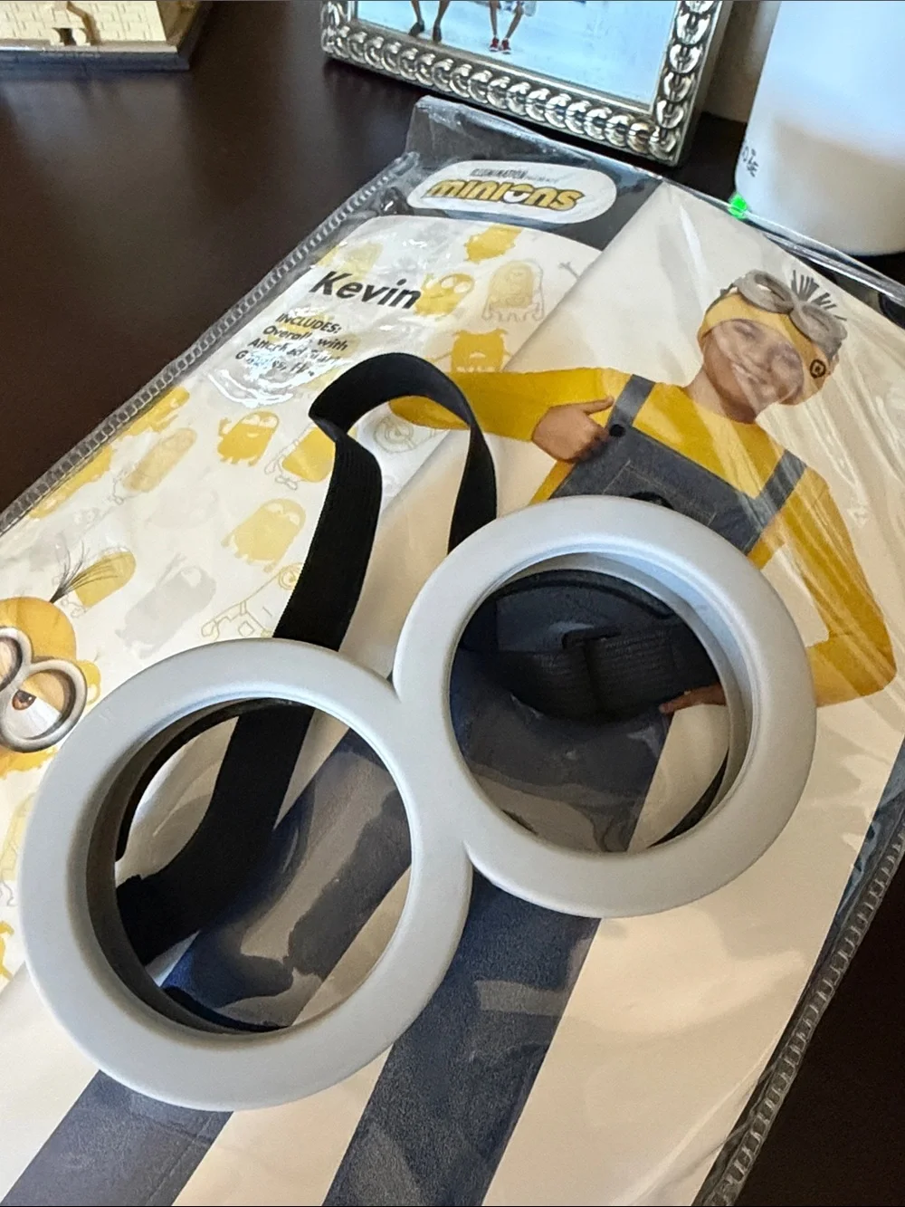 Kids Kevin Minion Costume - Yellow & Blue, Includes Goggles and Hat